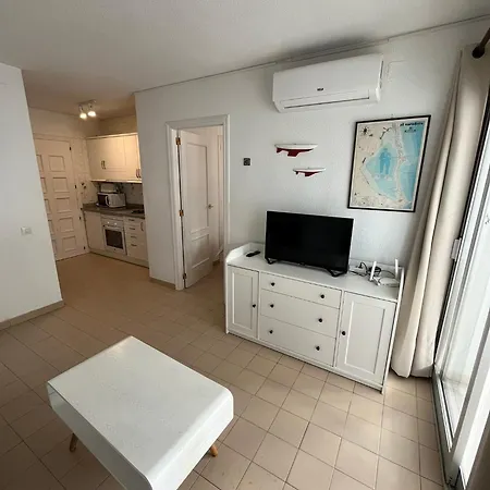 Service Apart Lazaro - Edificio Aguamarina 15 شقة *